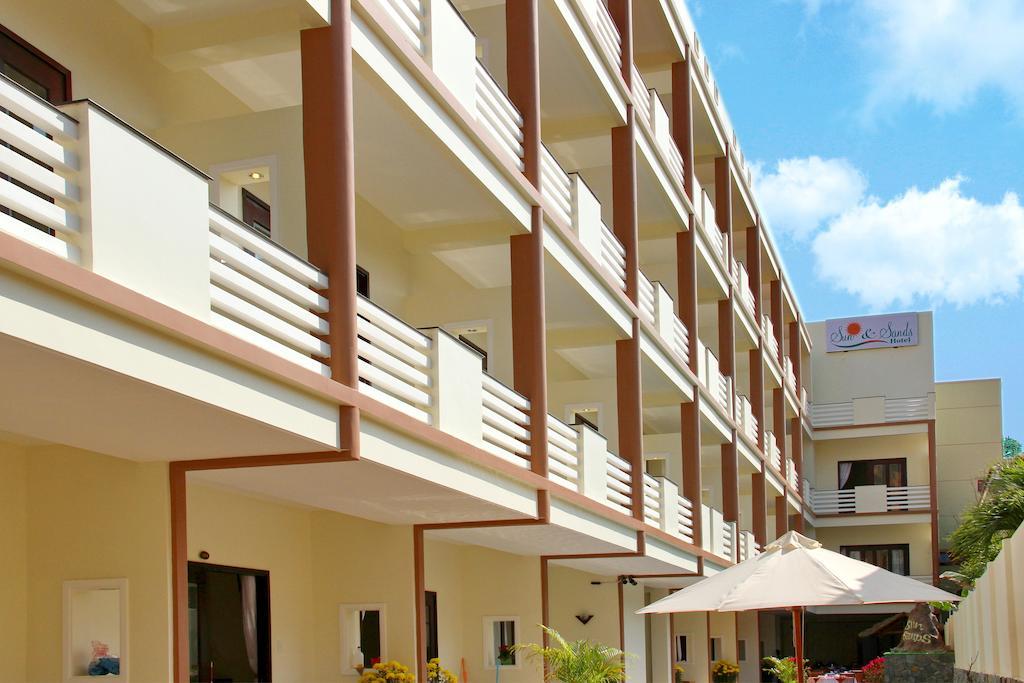 מואי נה Sun & Sands Beach Hotel מראה חיצוני תמונה