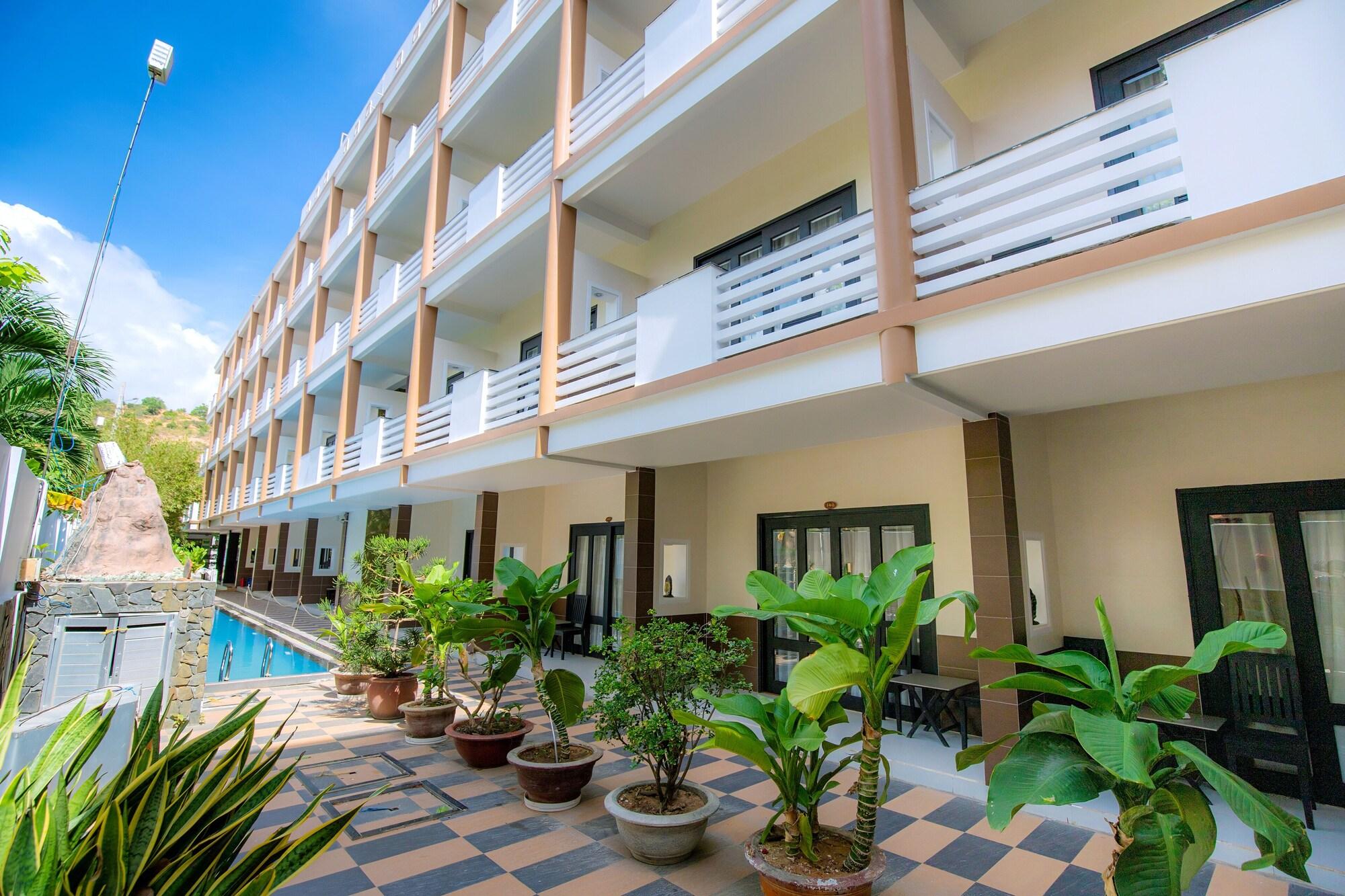 מואי נה Sun & Sands Beach Hotel מראה חיצוני תמונה