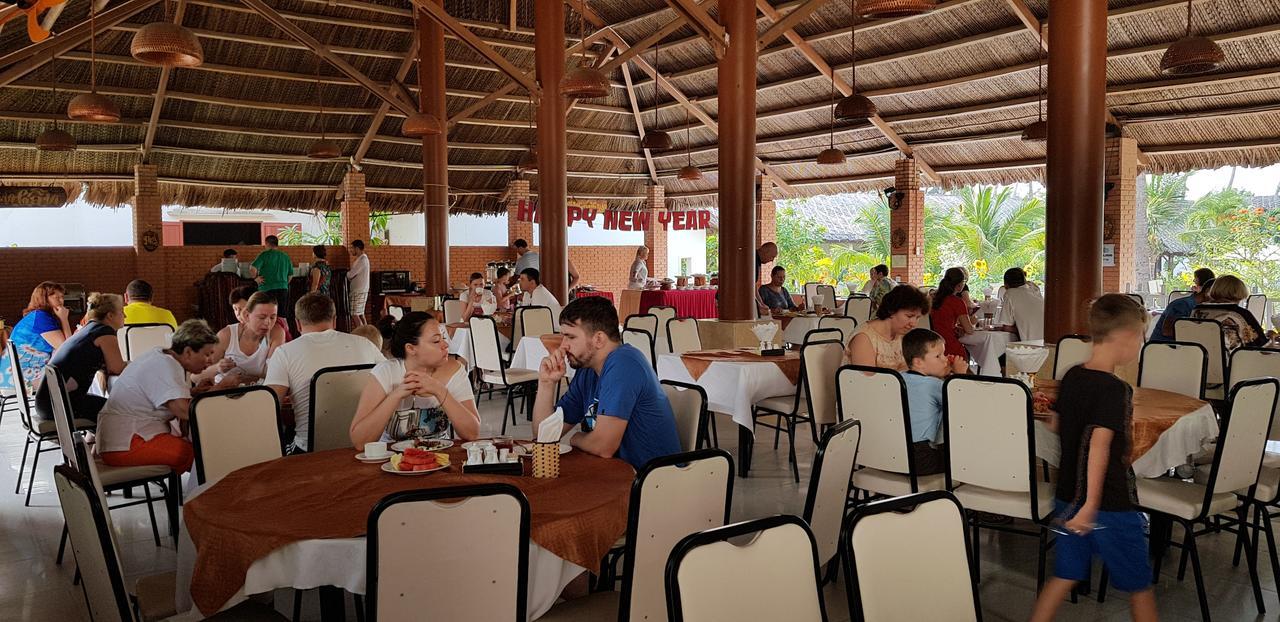 מואי נה Sun & Sands Beach Hotel מראה חיצוני תמונה