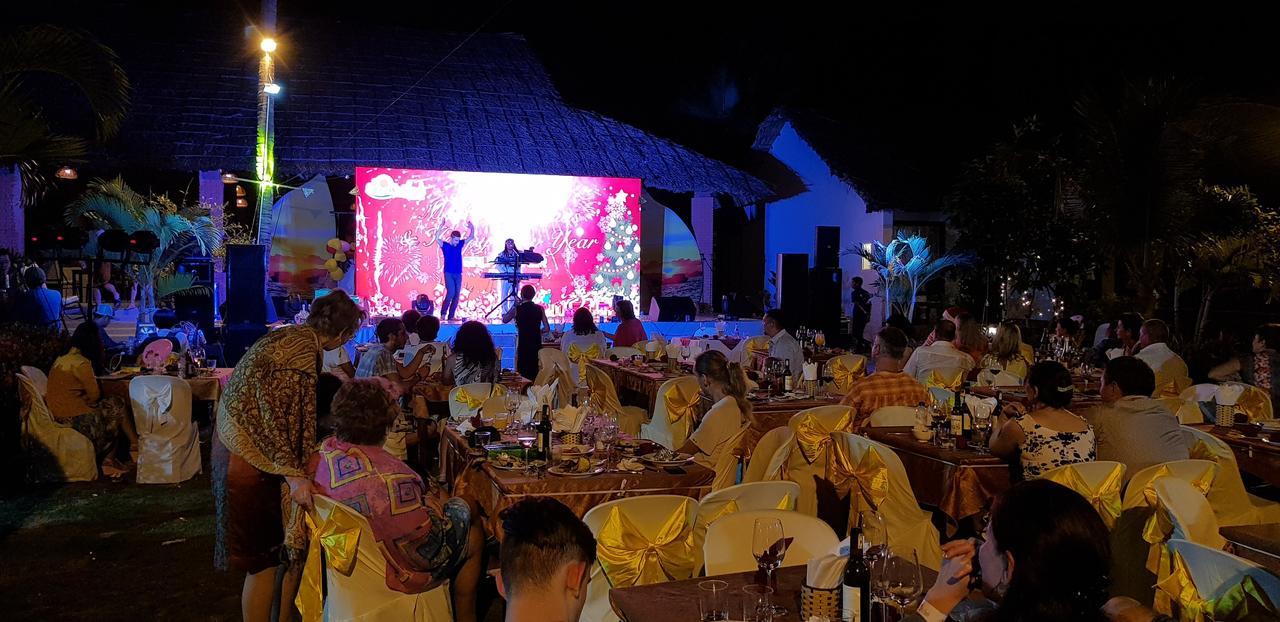 מואי נה Sun & Sands Beach Hotel מראה חיצוני תמונה